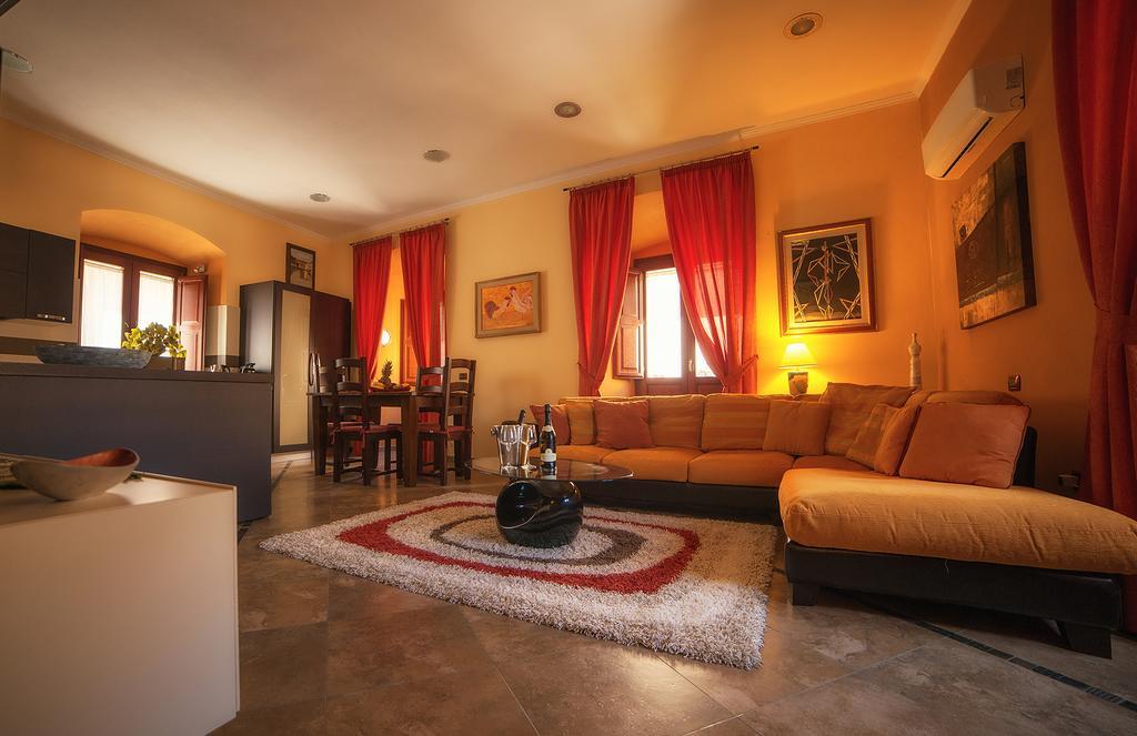 Luxury Home Bosa Apartment Luaran gambar